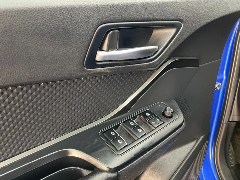 2018 Toyota C-HR - Image 13 of 31