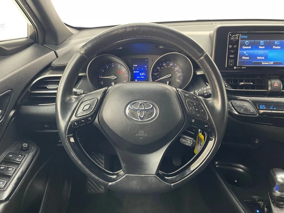 2018 Toyota C-HR - Image 18 of 31