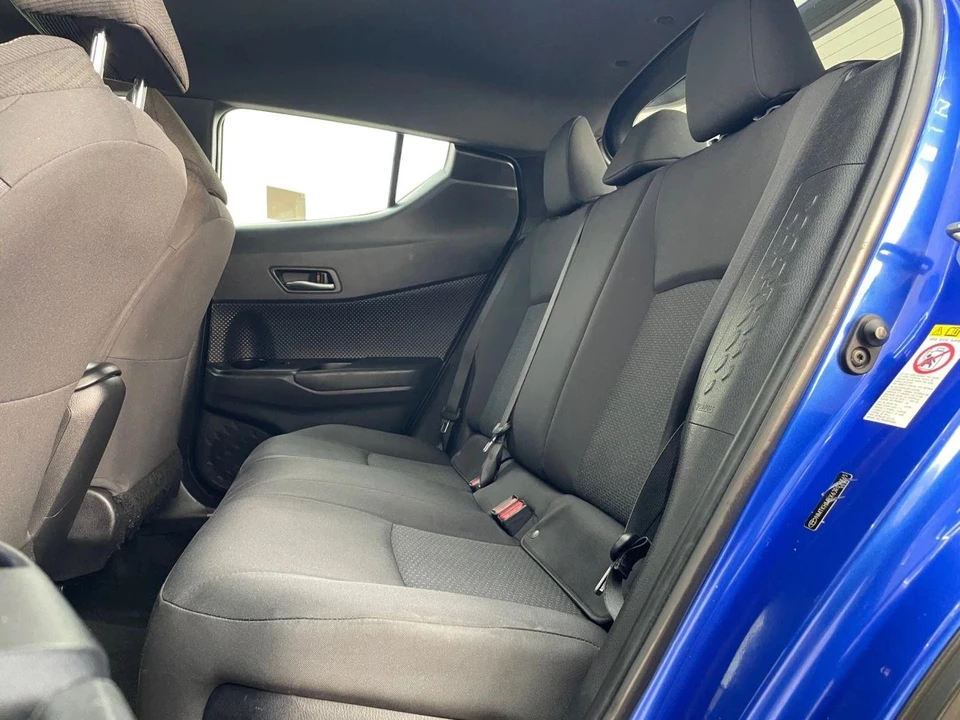 2018 Toyota C-HR - Image 14 of 31