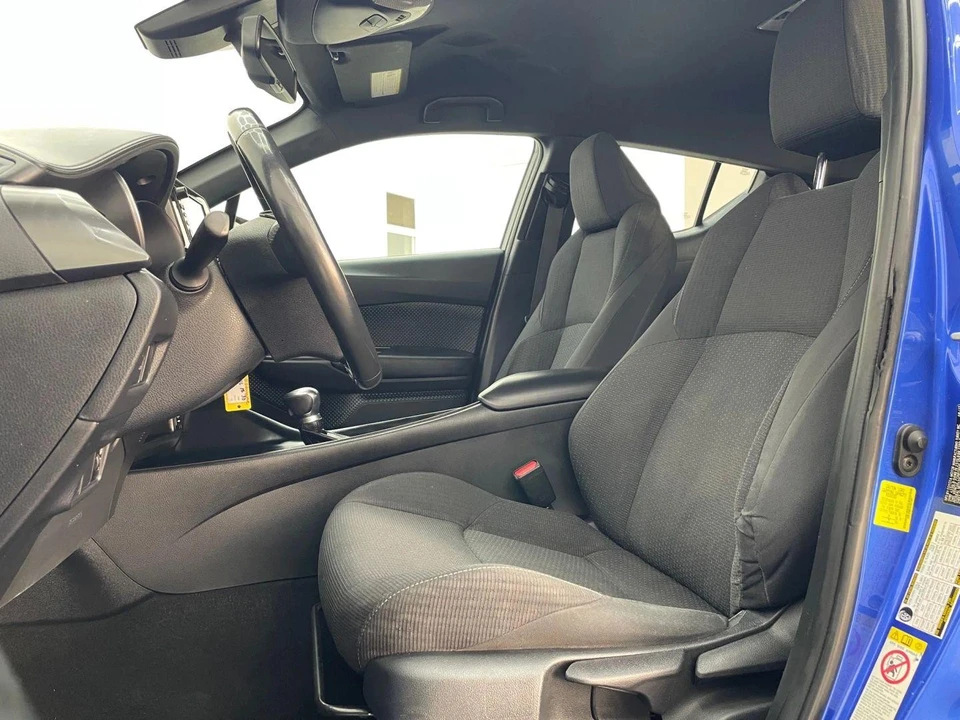 2018 Toyota C-HR - Image 12 of 31