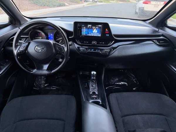2018 Toyota C-HR - Image 13 of 31