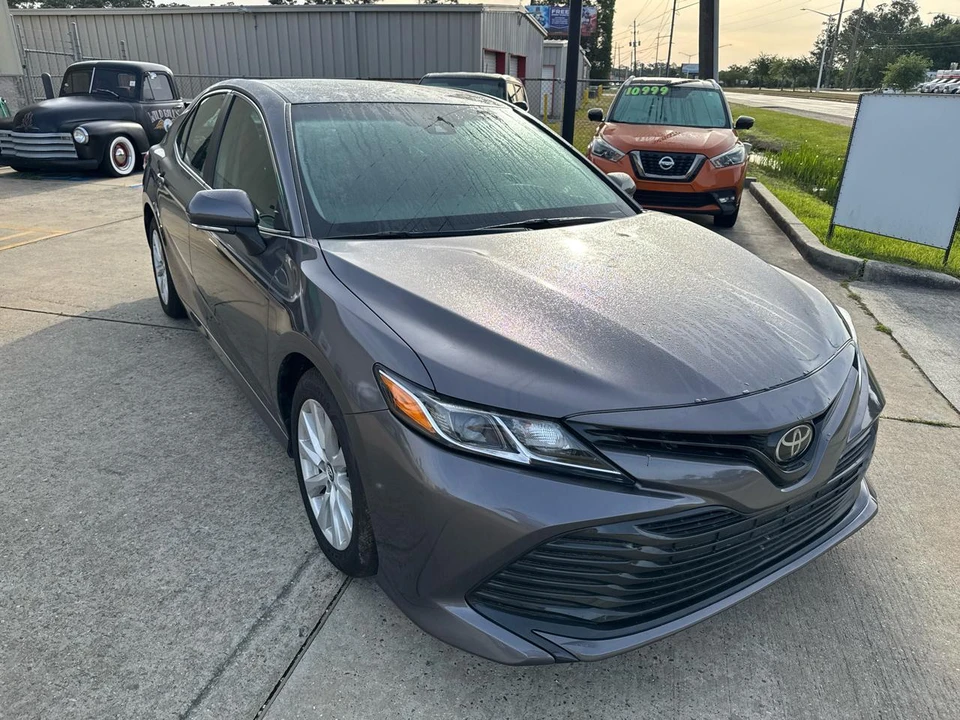 2018 Toyota Camry 8th Gen - Image 8 of 27