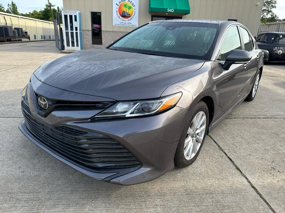 2018 Toyota Camry 8th Gen - Image 4 of 27