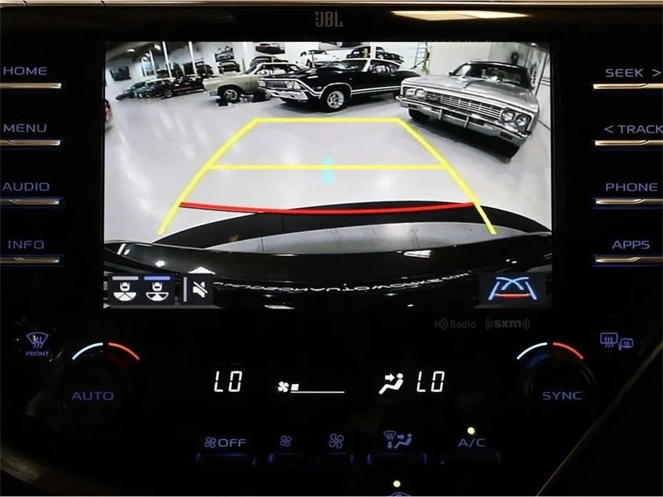 2018 Toyota Camry 8th Gen - Image 19 of 31