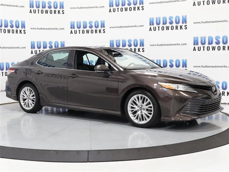2018 Toyota Camry 8th Gen - Image 8 of 31