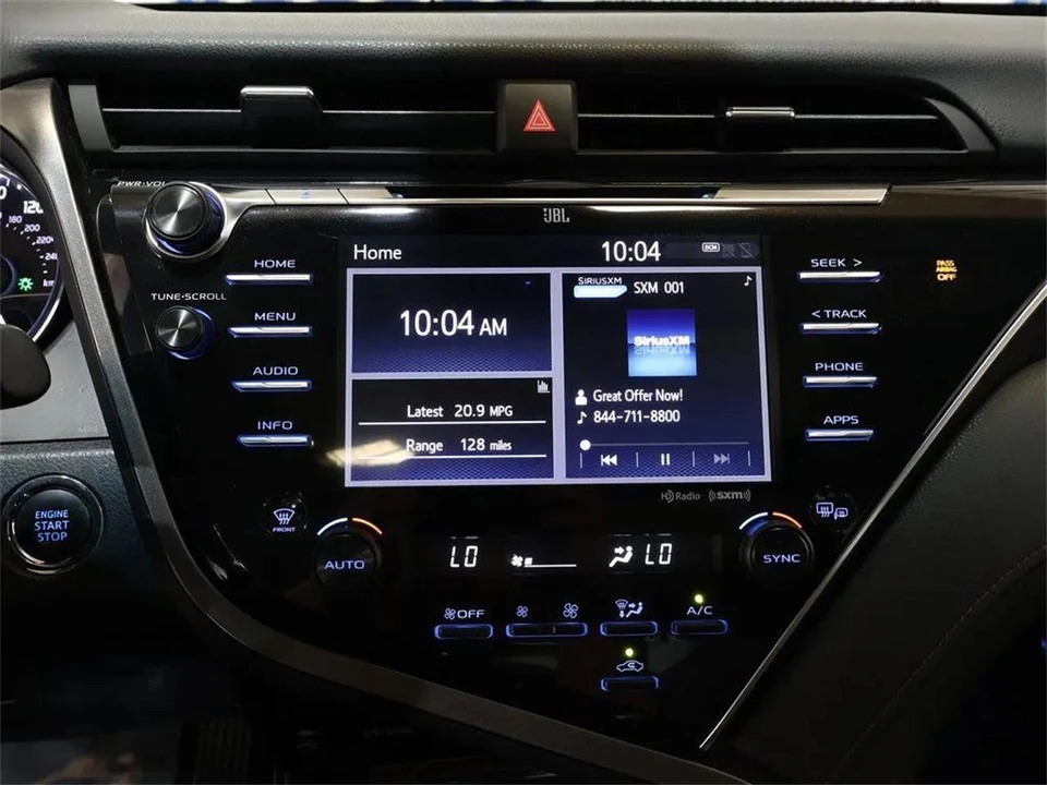 2018 Toyota Camry 8th Gen - Image 18 of 31