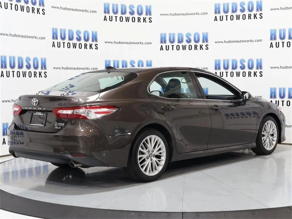 2018 Toyota Camry 8th Gen - Image 6 of 31