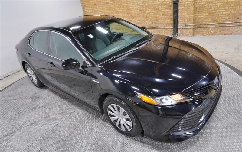 2018 Toyota Camry 8th Gen - Image 7 of 12