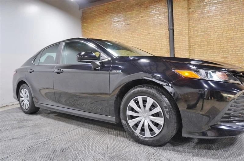 2018 Toyota Camry 8th Gen - Image 8 of 12