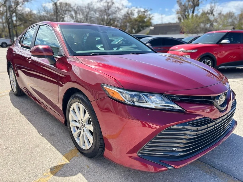 2018 Toyota Camry 8th Gen - Image 7 of 21