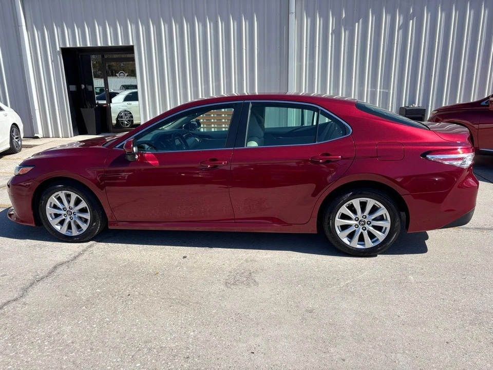 2018 Toyota Camry 8th Gen - Image 2 of 21
