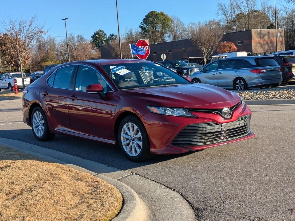 2018 Toyota Camry 8th Gen - Image 2 of 12