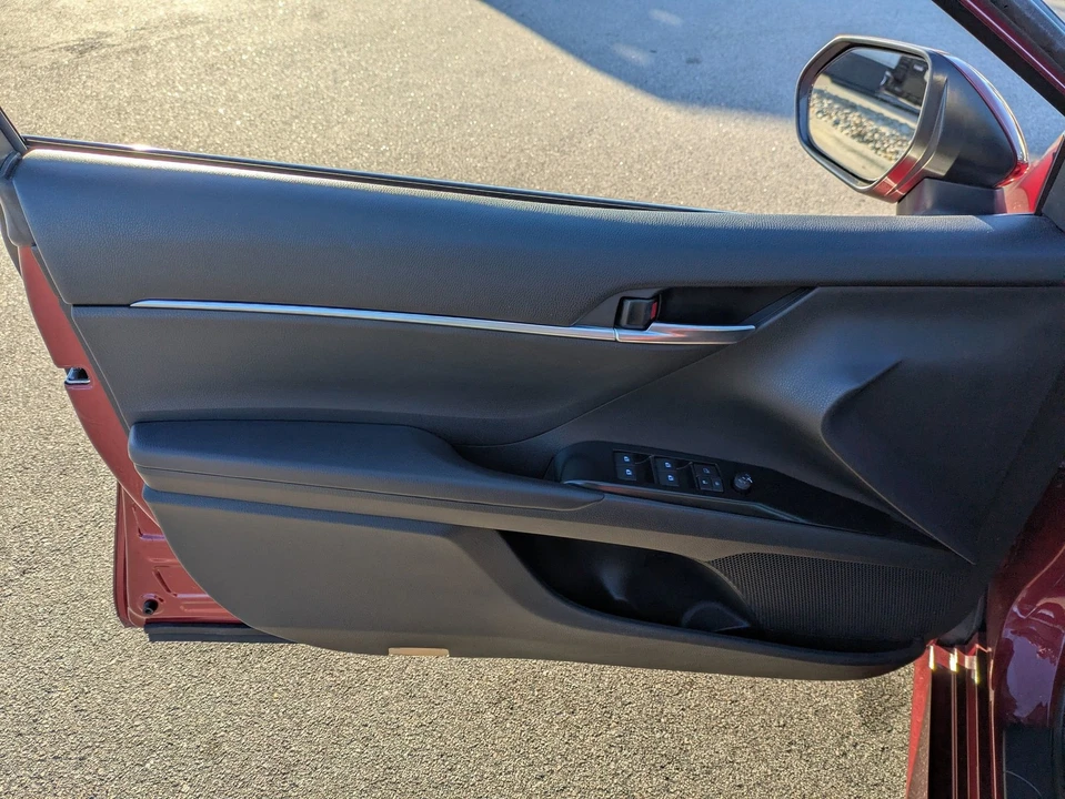 2018 Toyota Camry 8th Gen - Image 12 of 12
