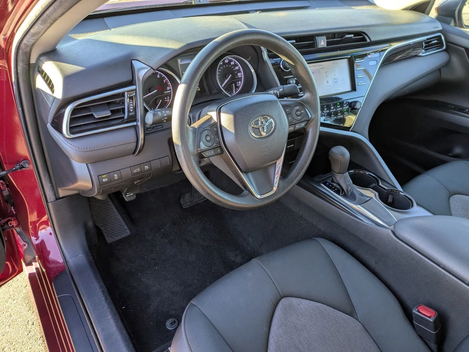 2018 Toyota Camry 8th Gen - Image 11 of 12