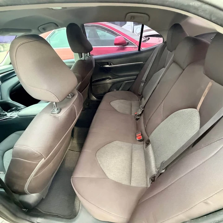 2018 Toyota Camry 8th Gen - Image 4 of 12