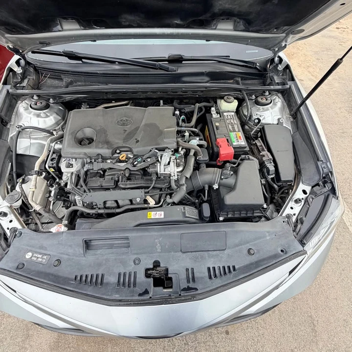 2018 Toyota Camry 8th Gen - Image 3 of 12
