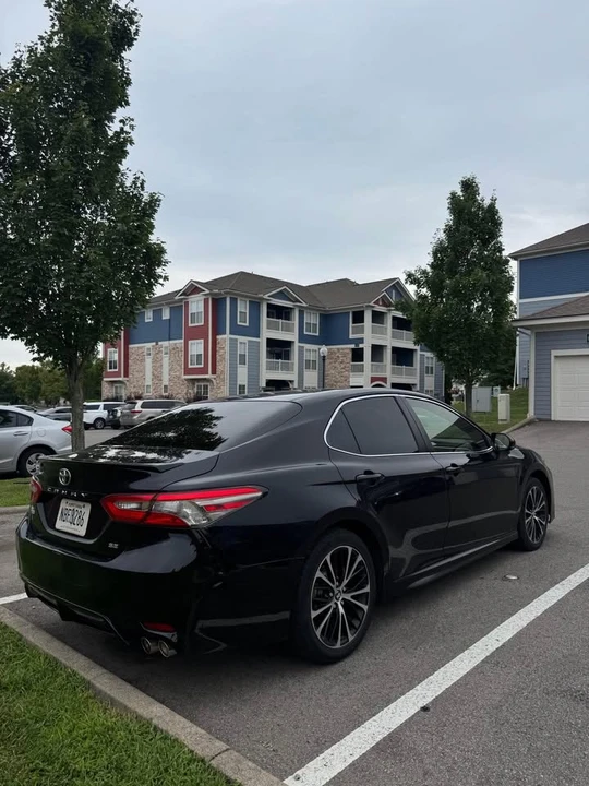 2018 Toyota Camry 8th Gen - Image 8 of 11