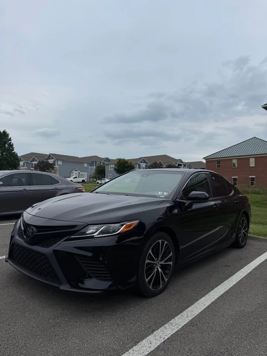 2018 Toyota Camry 8th Gen - Image 3 of 11