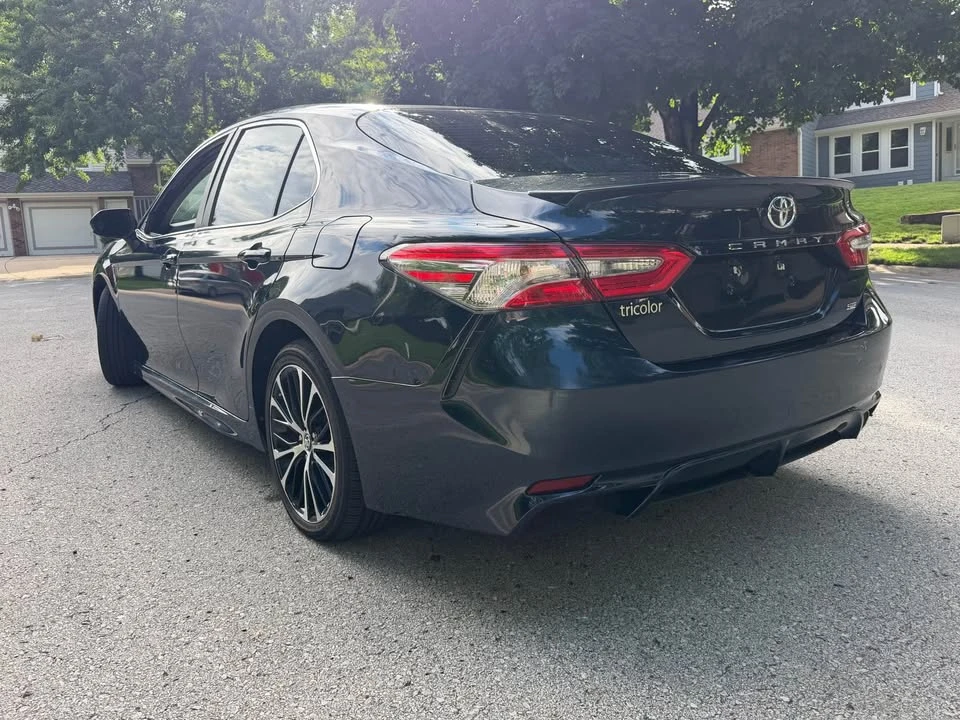 2018 Toyota Camry 8th Gen - Image 4 of 17
