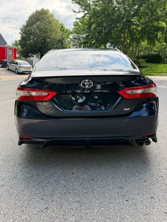 2018 Toyota Camry 8th Gen - Image 5 of 17