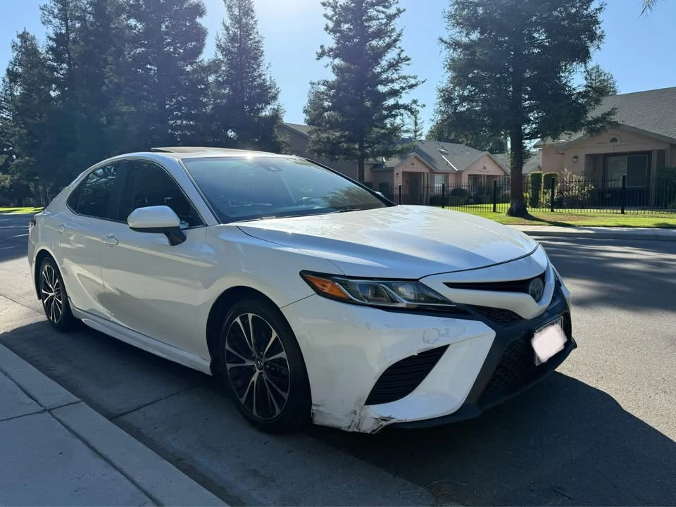 2018 Toyota Camry 8th Gen - Image 5 of 12