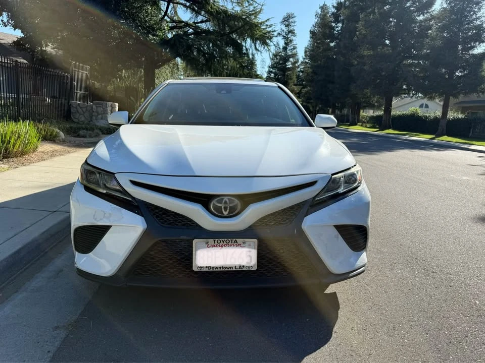 2018 Toyota Camry 8th Gen - Image 6 of 12
