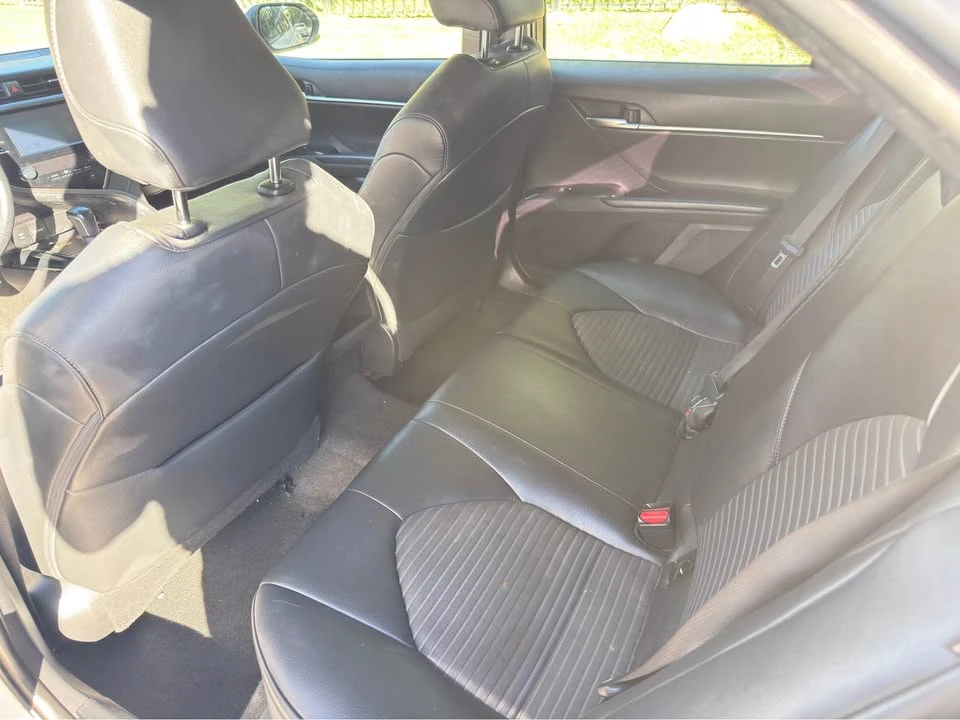 2018 Toyota Camry 8th Gen - Image 9 of 12