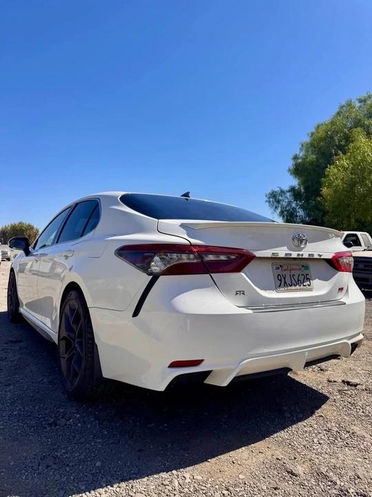 2018 Toyota Camry 8th Gen - Image 3 of 5