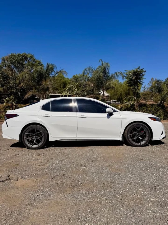 2018 Toyota Camry 8th Gen - Image 2 of 5