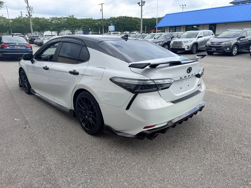 2018 Toyota Camry 8th Gen - Image 4 of 7