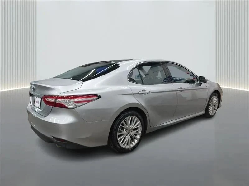 2018 Toyota Camry 8th Gen - Image 5 of 12