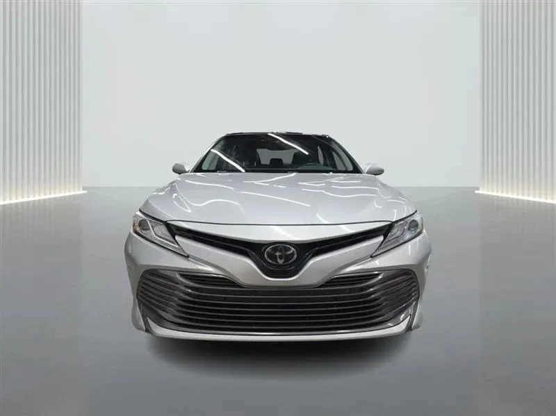 2018 Toyota Camry 8th Gen - Image 8 of 12