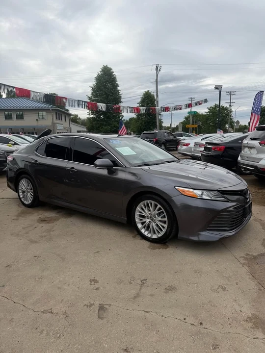 2018 Toyota Camry 8th Gen - Image 2 of 16