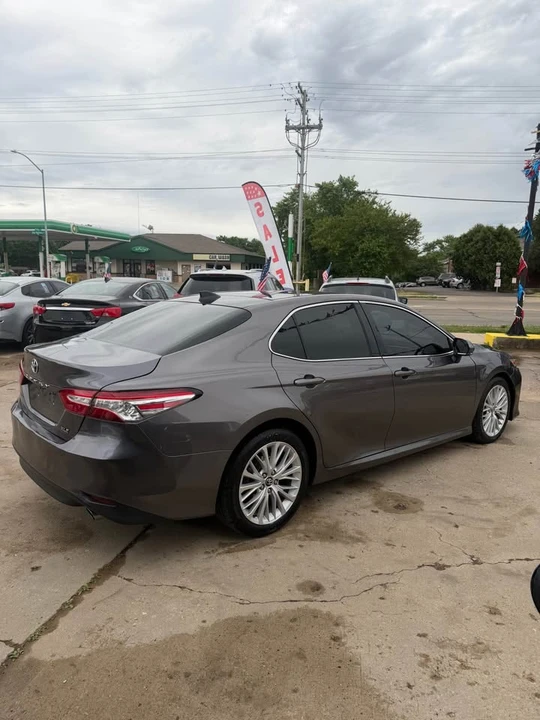 2018 Toyota Camry 8th Gen - Image 6 of 16