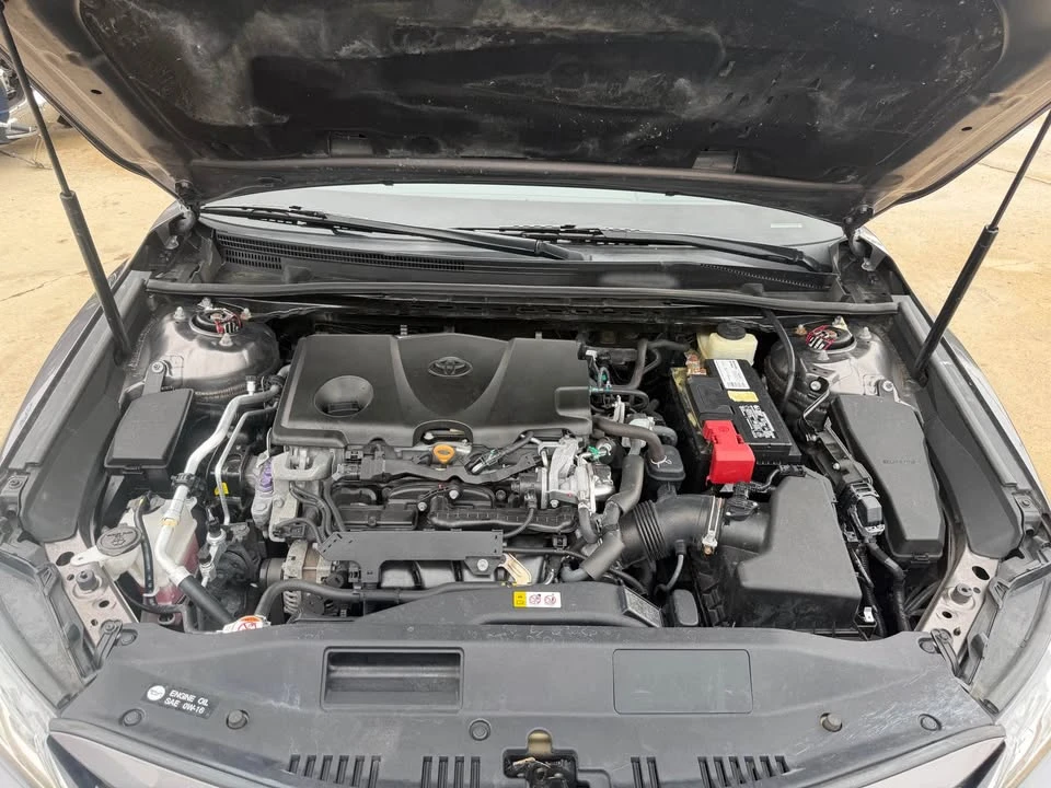 2018 Toyota Camry 8th Gen - Image 16 of 16