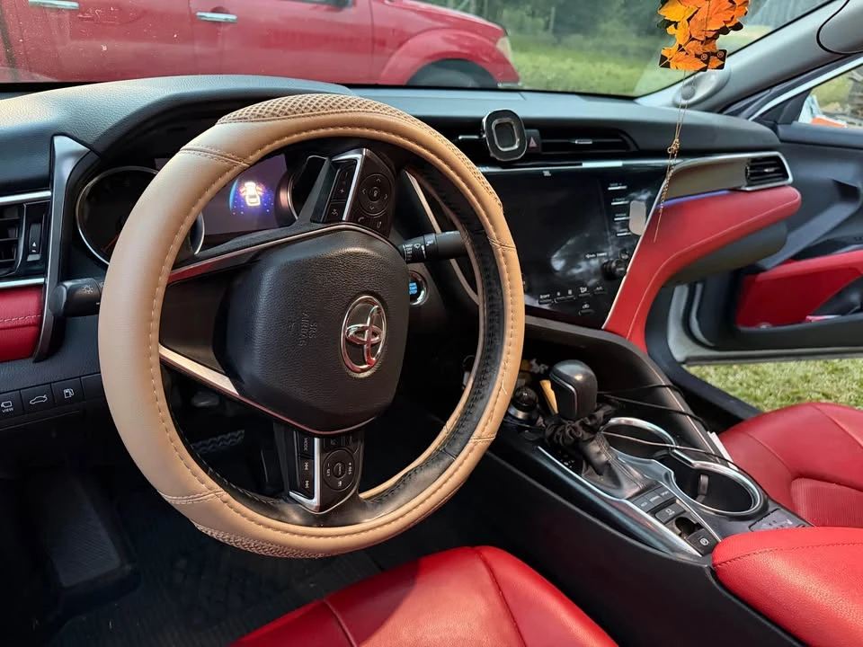 2018 Toyota Camry 8th Gen - Image 6 of 8