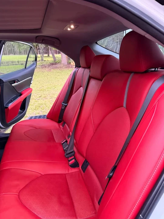 2018 Toyota Camry 8th Gen - Image 5 of 8