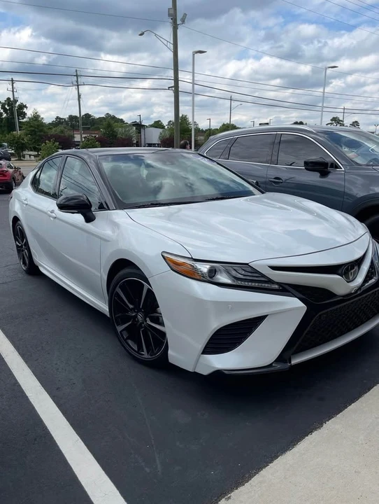 2018 Toyota Camry 8th Gen - Image 2 of 8