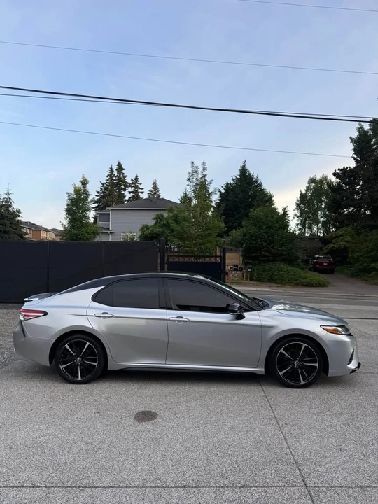 2018 Toyota Camry 8th Gen - Image 3 of 12