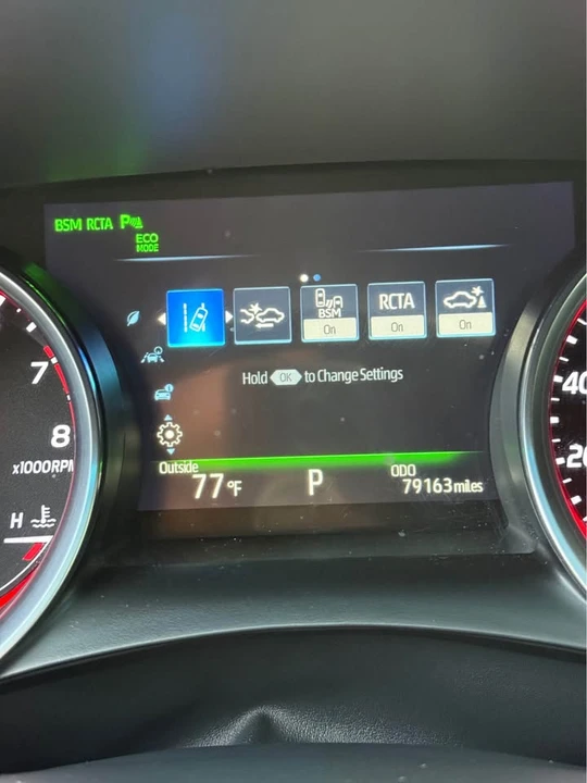 2018 Toyota Camry 8th Gen - Image 10 of 12