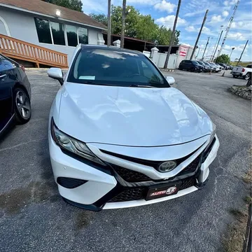 2018 Toyota Camry XSE Sedan 4D