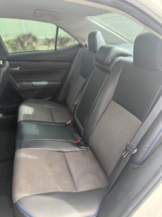 2018 Toyota Corolla 11th Gen - Image 7 of 11