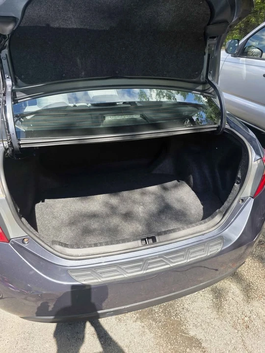 2018 Toyota Corolla 11th Gen - Image 9 of 14