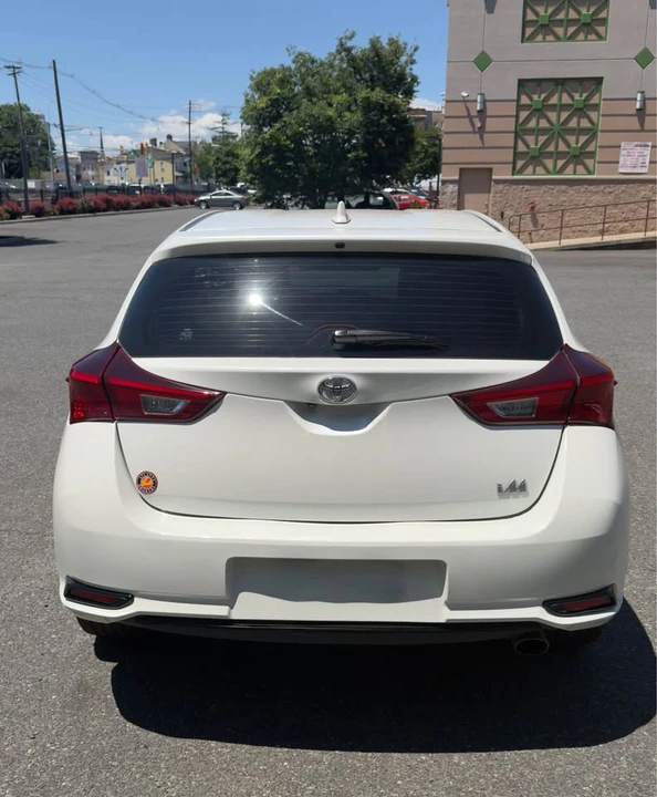 2018 Toyota Corolla 11th Gen - Image 4 of 12