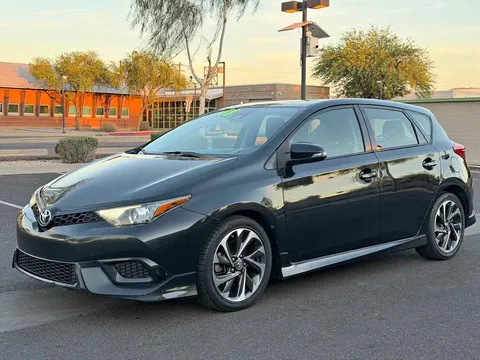 2018 Toyota Corolla Hatchback Nightshade