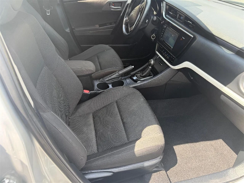 2018 Toyota Corolla 11th Gen - Image 16 of 27