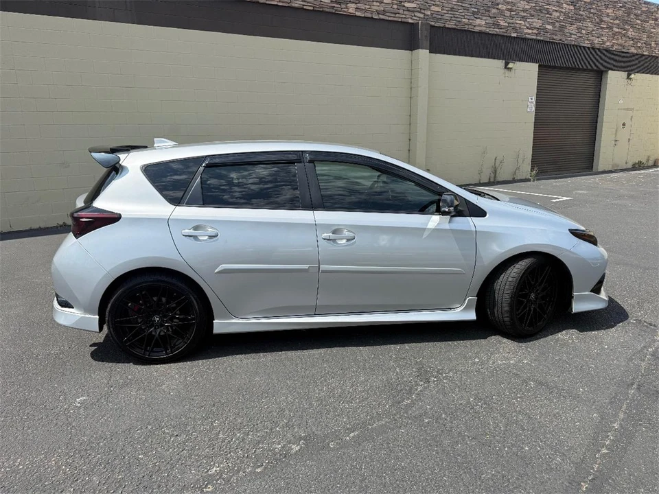2018 Toyota Corolla 11th Gen - Image 12 of 27