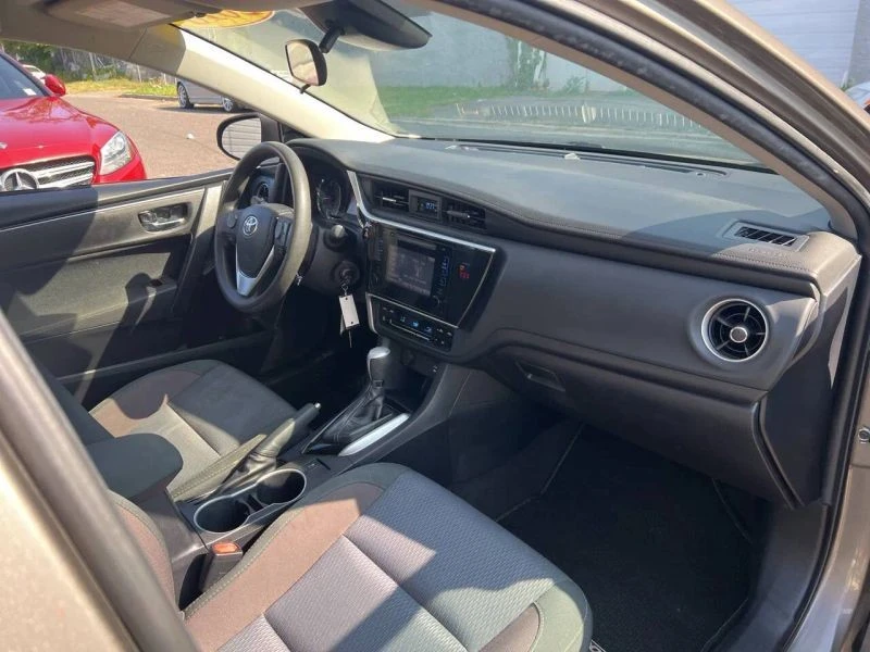 2018 Toyota Corolla 11th Gen - Image 11 of 12