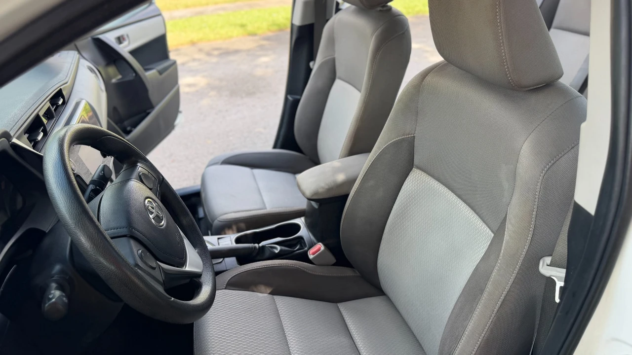 2018 Toyota Corolla 11th Gen - Image 8 of 10