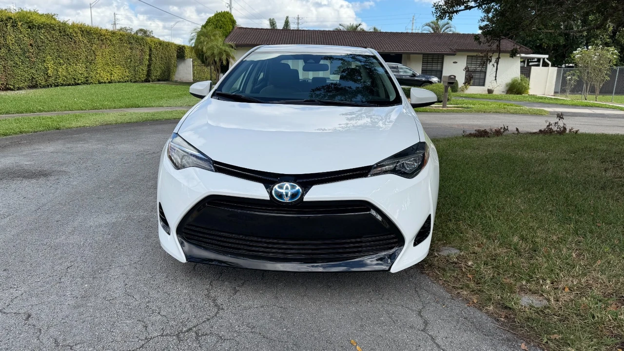 2018 Toyota Corolla 11th Gen - Image 3 of 10